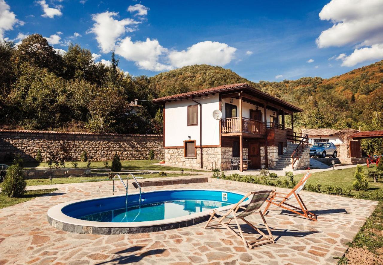 Guest House Hristova Kashta - Христова Къща Cherni Vrŭkh Zewnętrze zdjęcie