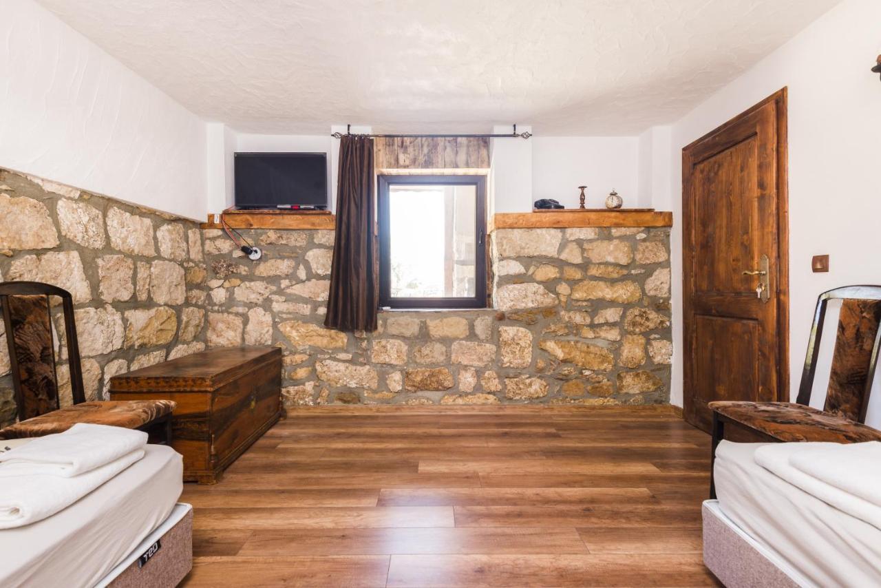 Guest House Hristova Kashta - Христова Къща Cherni Vrŭkh Zewnętrze zdjęcie