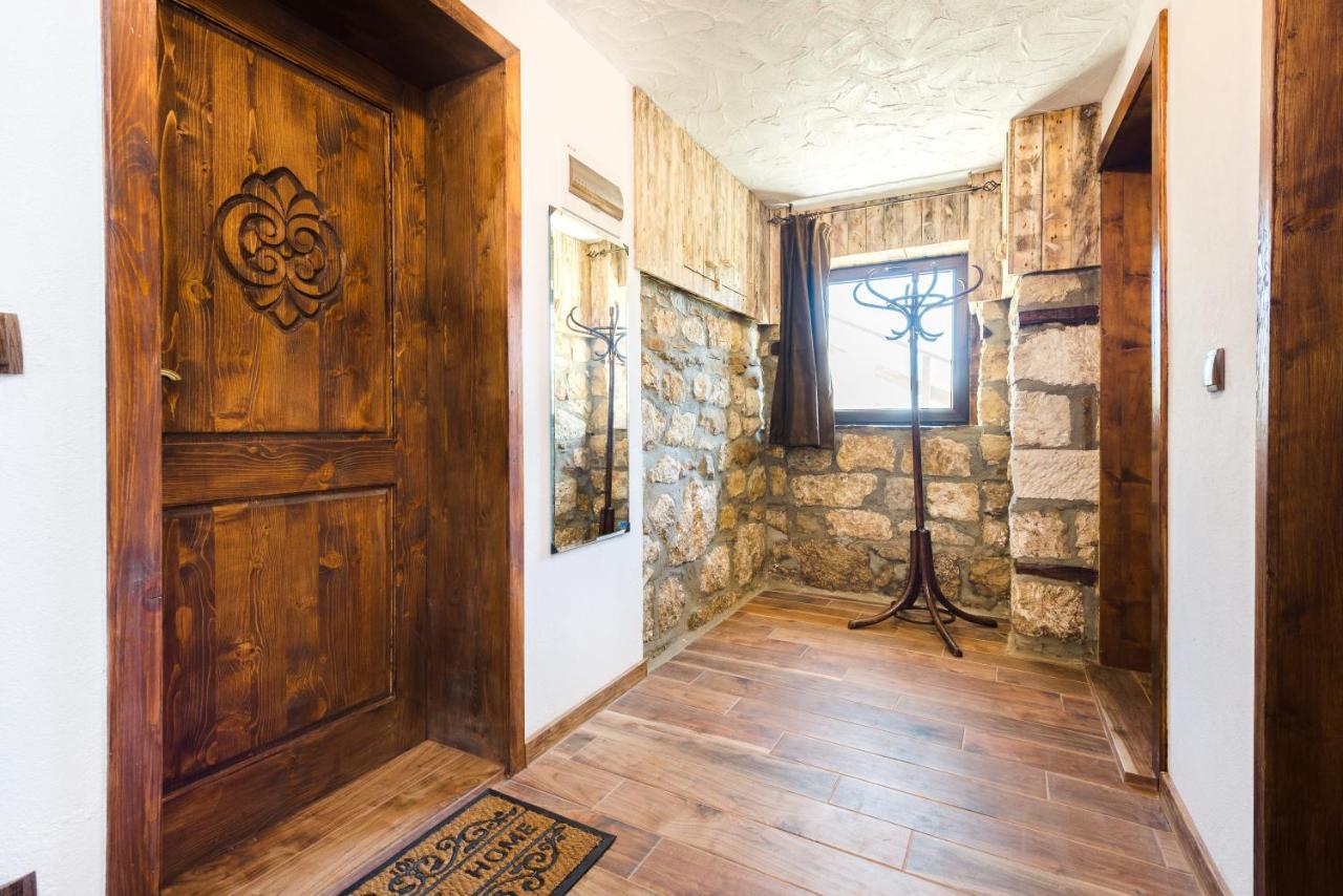 Guest House Hristova Kashta - Христова Къща Cherni Vrŭkh Zewnętrze zdjęcie