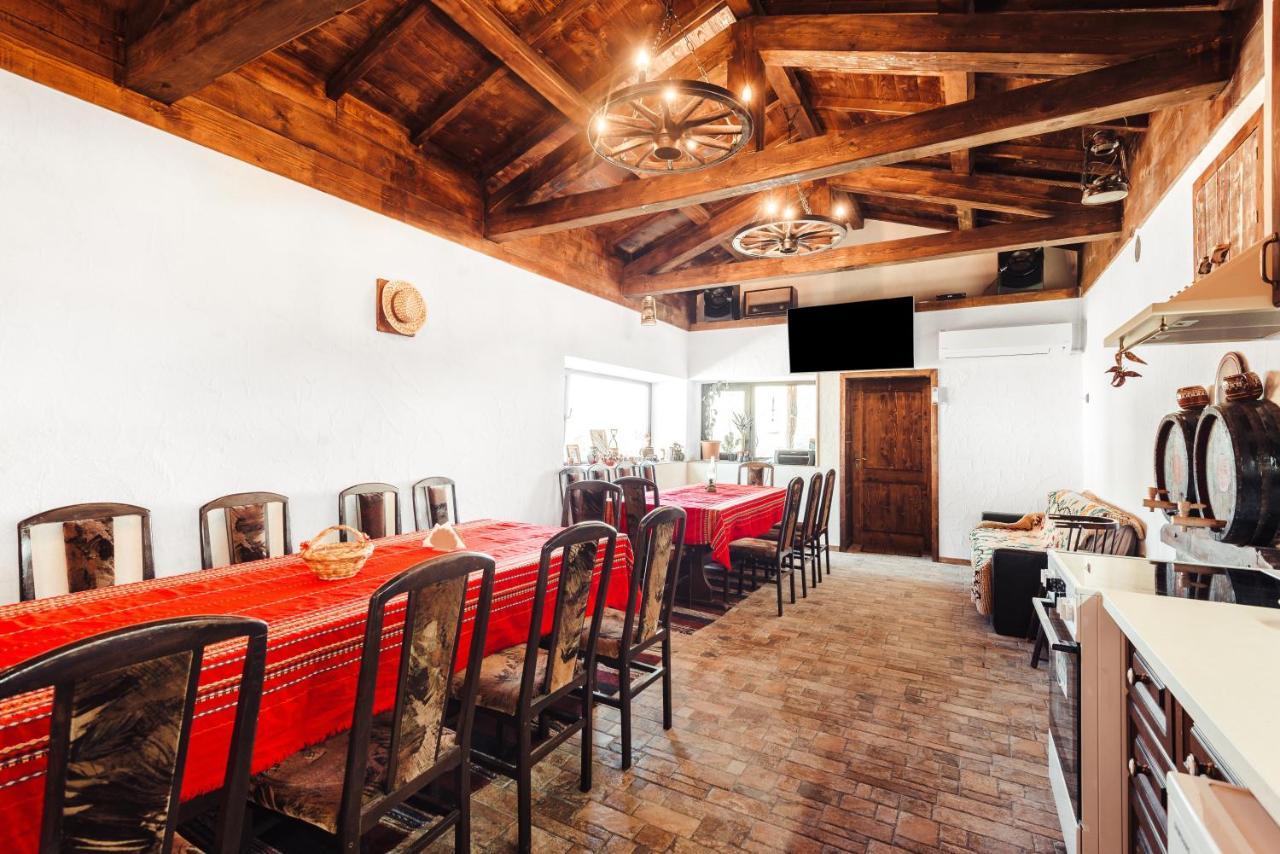 Guest House Hristova Kashta - Христова Къща Cherni Vrŭkh Zewnętrze zdjęcie