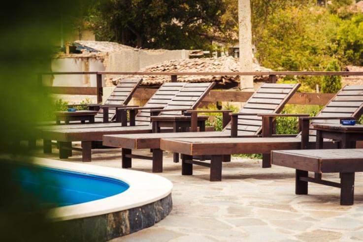 Guest House Hristova Kashta - Христова Къща Cherni Vrŭkh Zewnętrze zdjęcie