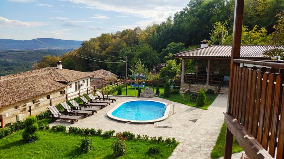 Guest House Hristova Kashta - Христова Къща Cherni Vrŭkh Zewnętrze zdjęcie